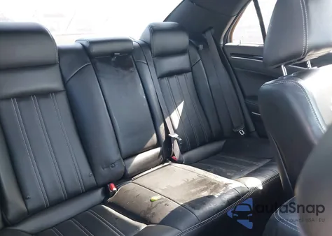 2023 Chrysler 300 300S z USA, uszkodzony, nr VIN 2C3CCABG7PH620410